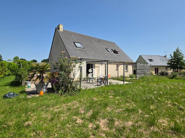 Vente Maison 5 pièces 130 m2 Saint Julien de Vouvantes