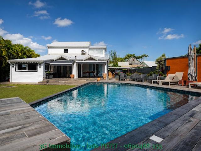 Vente Maison 5 pièces 130 m2 Sainte rose