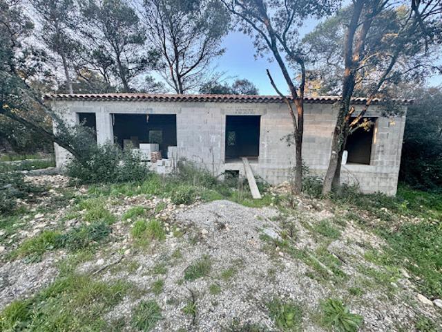 Vente Maison 5 pièces 130 m2 Vénéjan