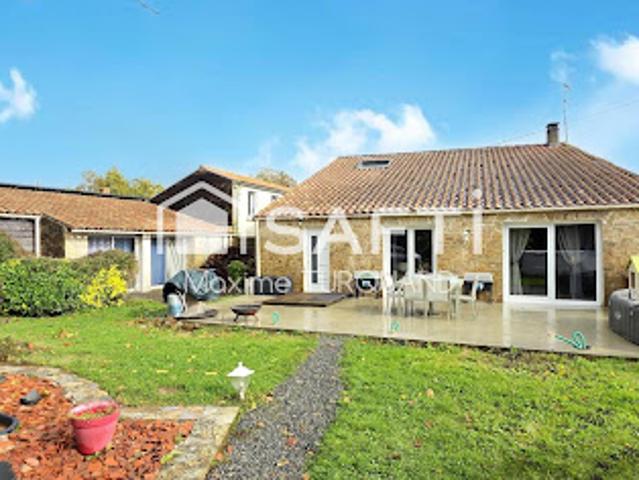 Vente Maison 5 pièces 131 m2 Antigny