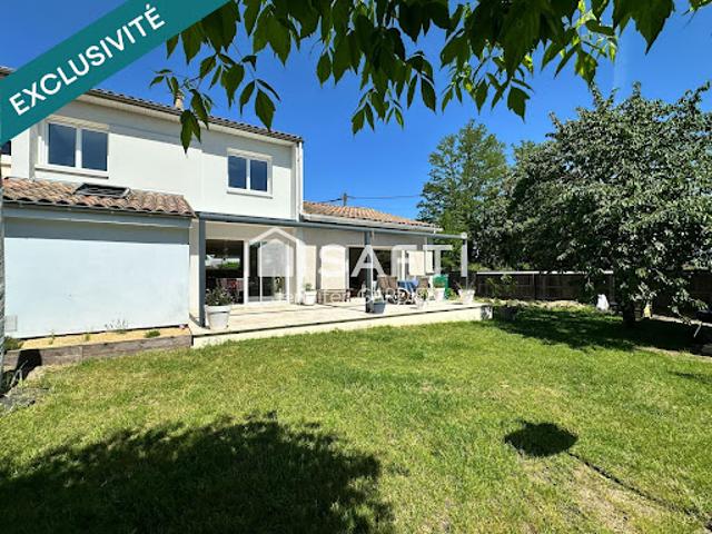 Vente Maison 5 pièces 131 m2 Saint Médard en Jalles