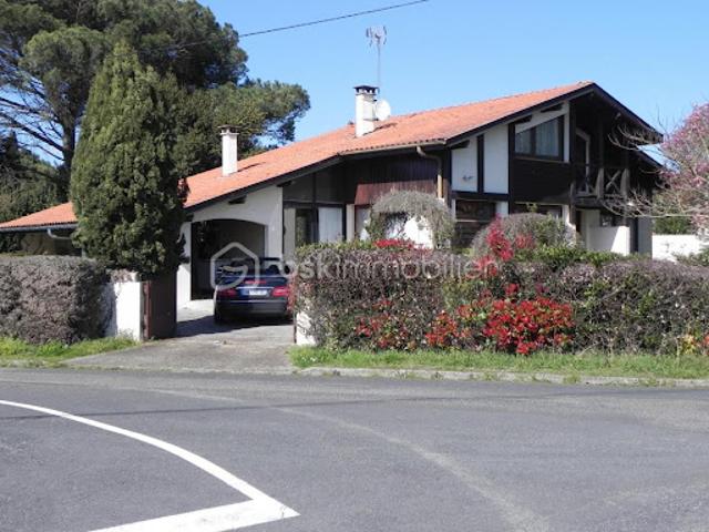 Vente Maison 5 pièces 131 m2 Saint Vincent de Tyrosse