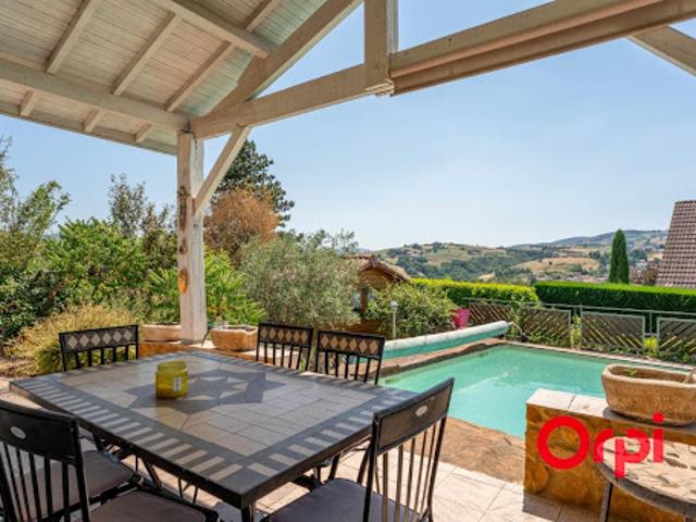 Vente Maison 5 pièces 131 m2 Savigny