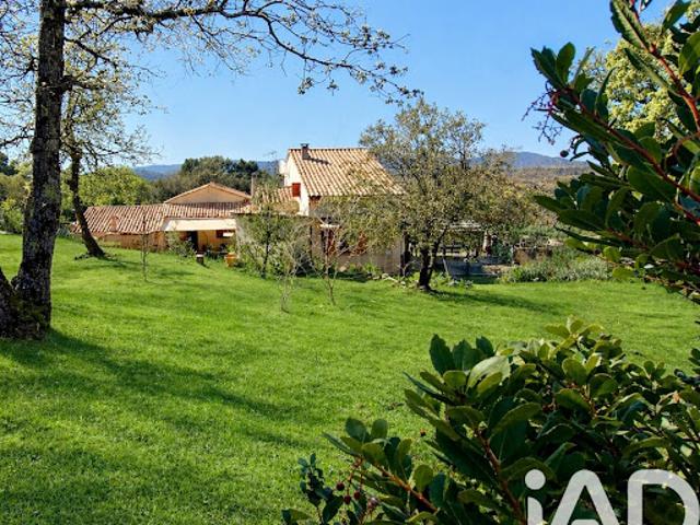 Vente Maison 5 pièces 131 m2 Tourves