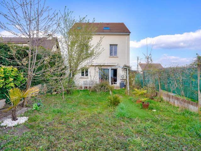 Vente Maison 5 pièces 131.52 m2 Montfermeil