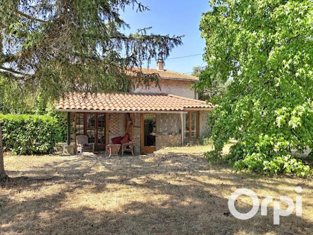 Vente Maison 5 pièces 132 m2 Bournoncle Saint Pierre