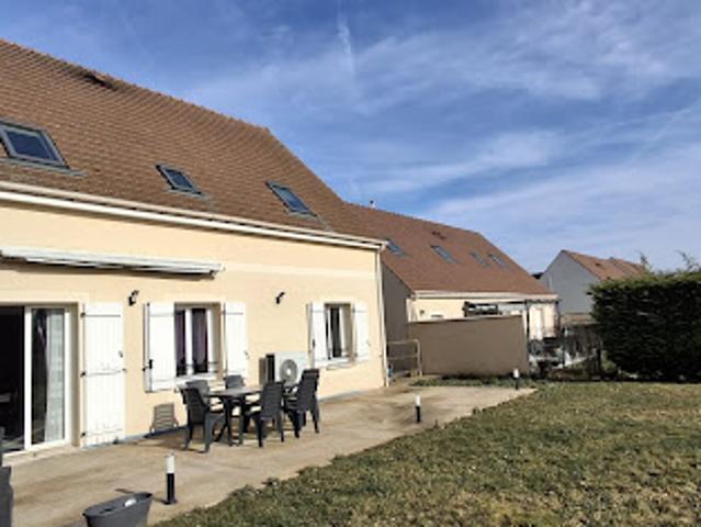Vente Maison 5 pièces 132 m2 Chauconin Neufmontiers