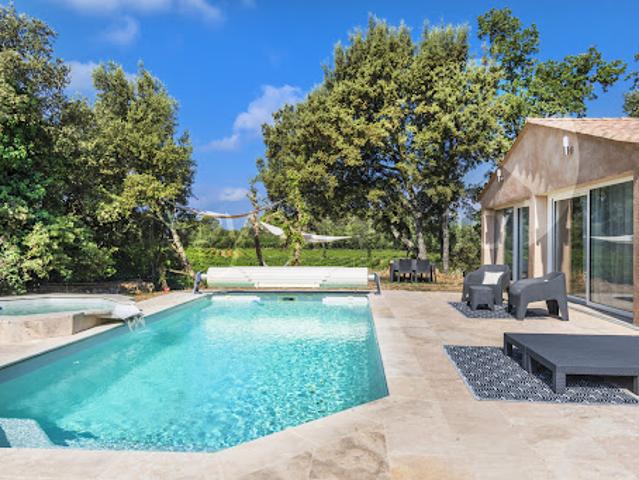 Vente Maison 5 pièces 132 m2 Flassans sur Issole