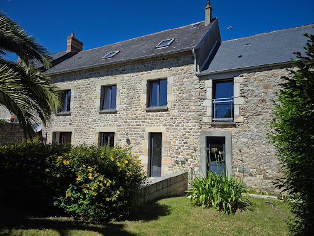 Vente Maison 5 pièces 132 m2 Réville