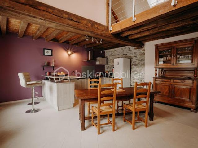 Vente Maison 5 pièces 132 m2 Saint Jean de Linières