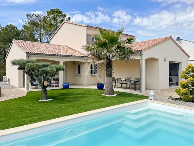 Vente Maison 5 pièces 132.77 m2 Saint Jean de Monts