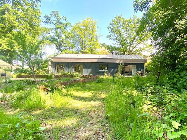 Vente Maison 5 pièces 133 m2 Montfort l'Amaury