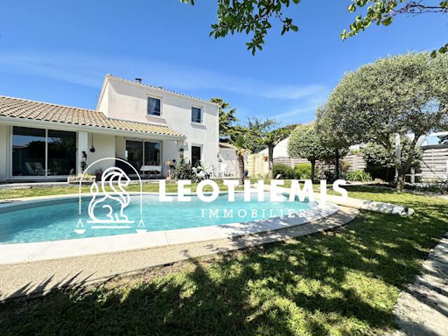Vente Maison 5 pièces 133 m2 Les Mathes