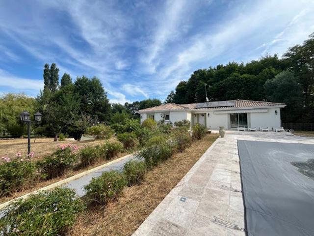 Vente Maison 5 pièces 133 m2 Saint Denis de Pile