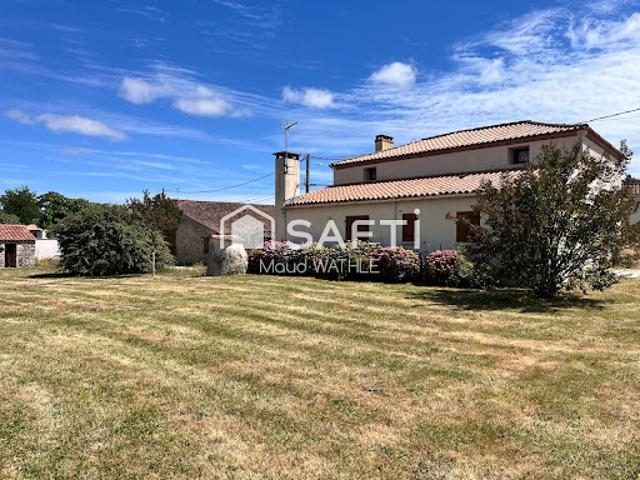 Vente Maison 5 pièces 133 m2 Saint Hilaire la Forêt