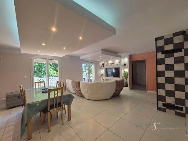 Vente Maison 5 pièces 133 m2 Terssac