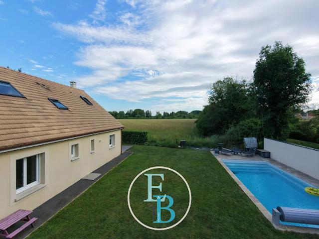 Vente Maison 5 pièces 133.5 m2 Mézidon Vallée d'Auge