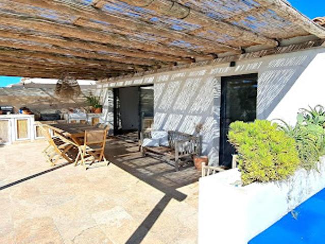 Vente Maison 5 pièces 133.86 m2 Saintes Maries de la Mer