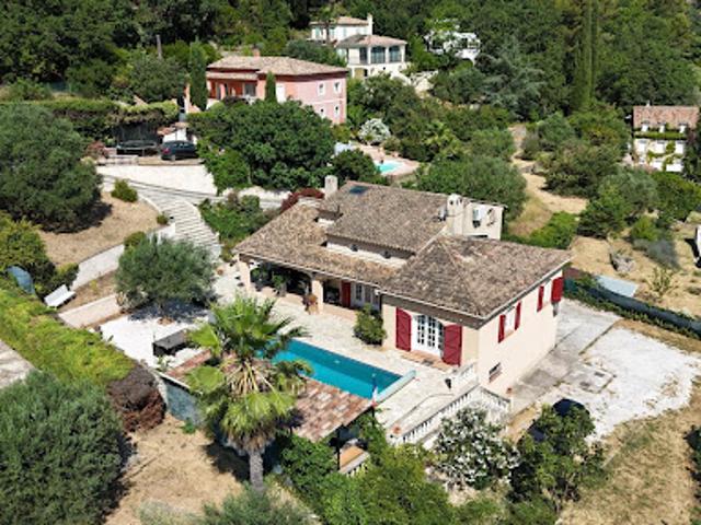 Vente Maison 5 pièces 144 m2 Draguignan