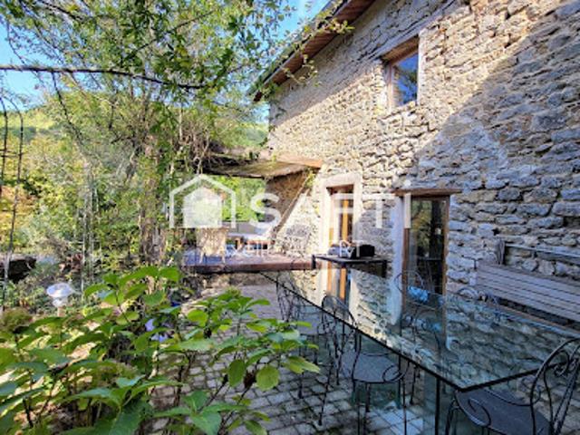 Vente Maison 5 pièces 144 m2 Vaux en Bugey