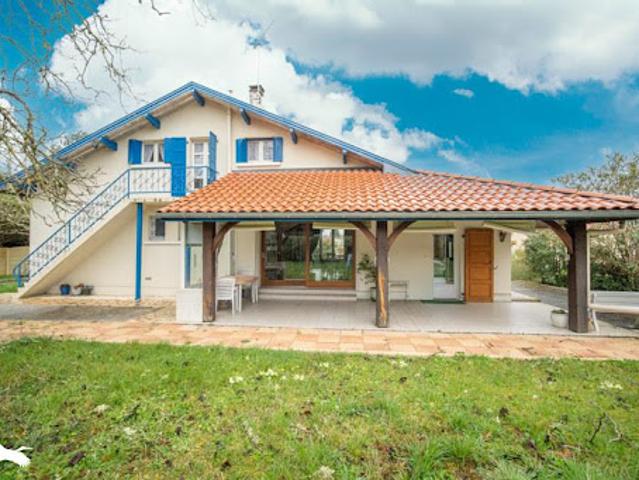 Vente Maison 5 pièces 144 m2 Ygos Saint Saturnin