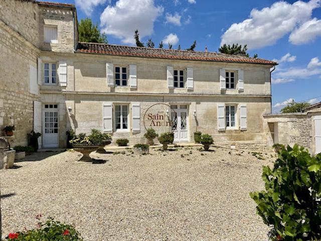 Vente Maison 5 pièces 145 m2 Magnac sur Touvre