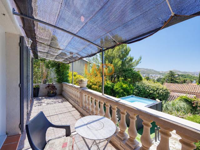 Vente Maison 5 pièces 145 m2 Marseille 12ème