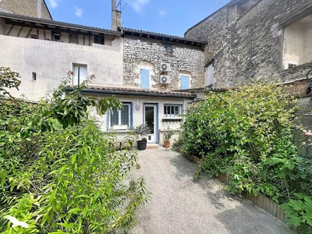 Vente Maison 5 pièces 145 m2 Castillonnès