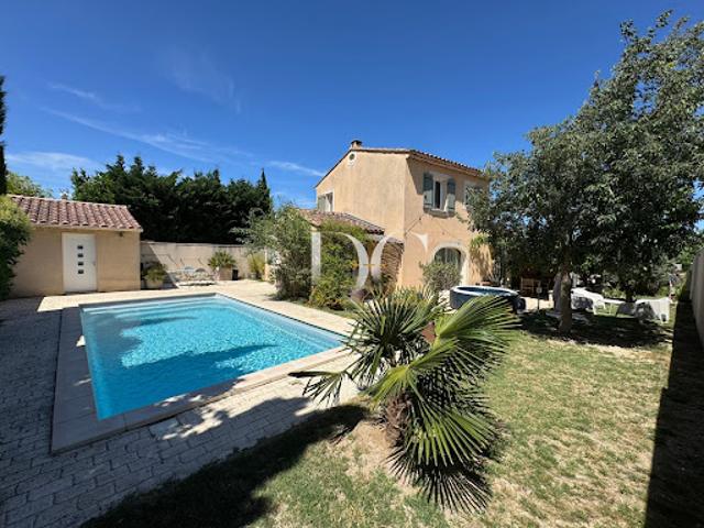 Vente Maison 5 pièces 145 m2 Châteauneuf de Gadagne