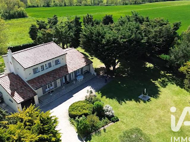 Vente Maison 5 pièces 145 m2 Gourgé