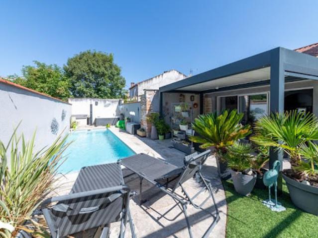 Vente Maison 5 pièces 145 m2 Lamagistère