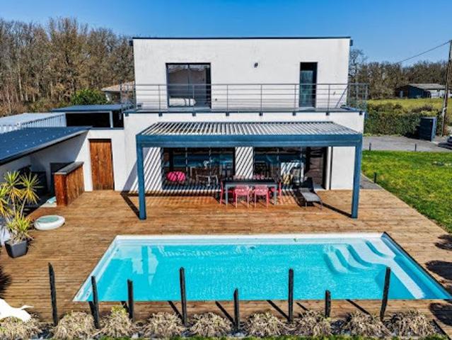 Vente Maison 5 pièces 145 m2 Lherm