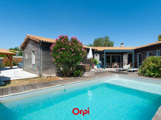 Vente Maison 5 pièces 145 m2 Sainte Soulle