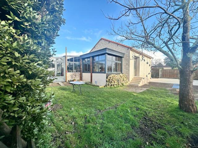 Vente Maison 5 pièces 145 m2 Saintes