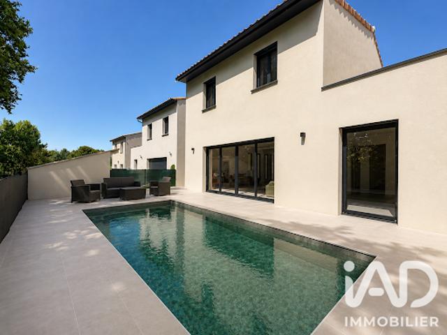 Vente Maison 5 pièces 136 m2 Uzès