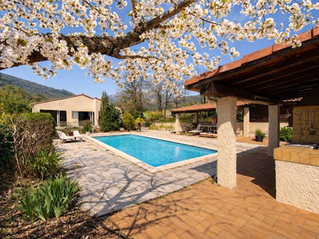 Vente Maison 5 pièces 145.29 m2 Corsavy