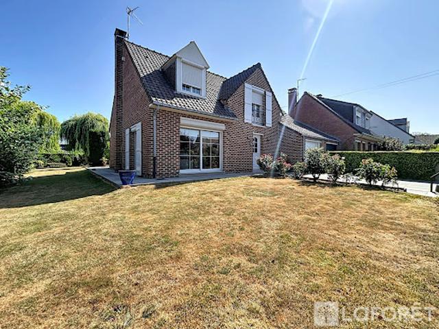 Vente Maison 5 pièces 145.61 m2 La Chapelle d'Armentières
