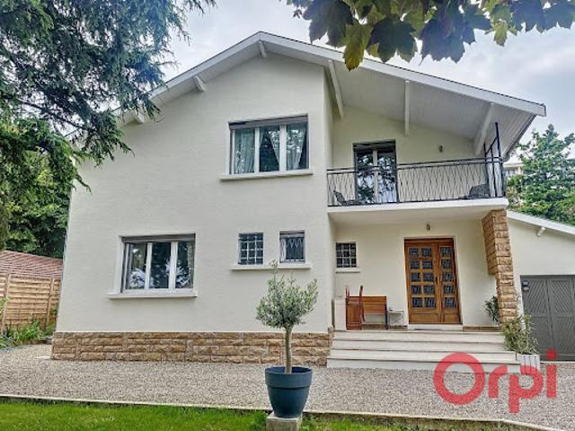 Vente Maison 5 pièces 146 m2 Decines charpieu