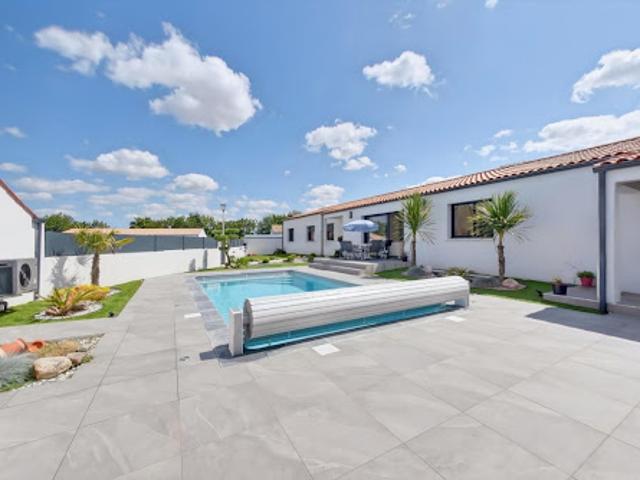 Vente Maison 5 pièces 146.65 m2 Cramchaban
