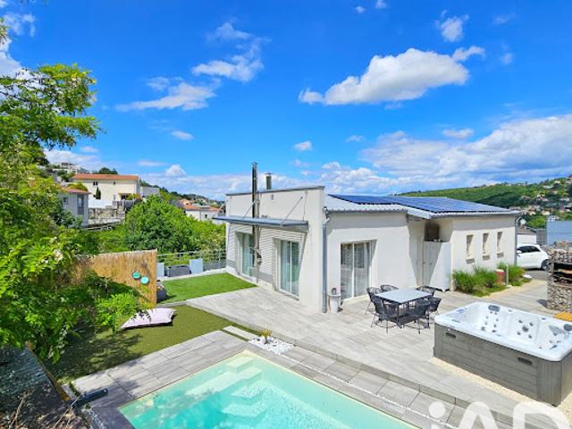Vente Maison 5 pièces 147 m2 Saint Genest Lerpt