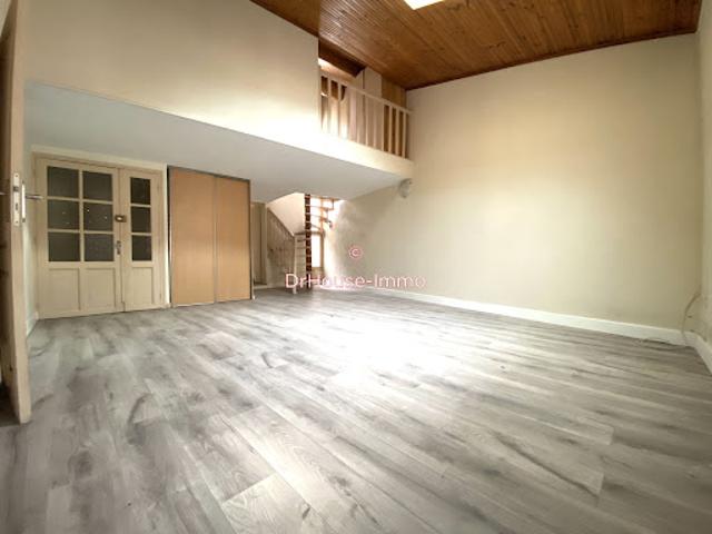 Vente Maison 5 pièces 152 m2 Saint Laurent d'Aigouze