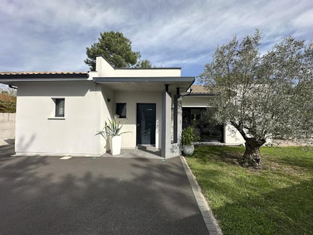 Vente Maison 5 pièces 148 m2 Gujan Mestras