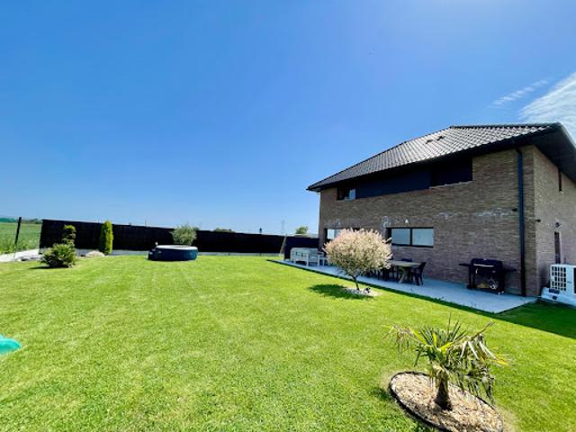 Vente Maison 5 pièces 148 m2 Provin