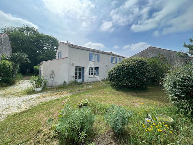 Vente Maison 5 pièces 148.5 m2 Saint Agnant