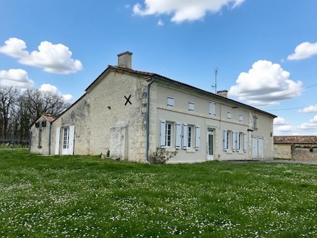 Vente Maison 5 pièces 149 m2 Bellevigne