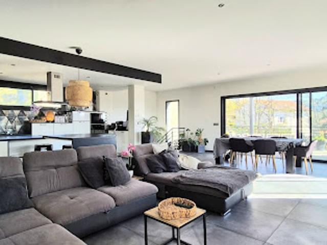 Vente Maison 5 pièces 149 m2 Saint Etienne