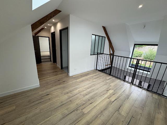 Vente Maison 5 pièces 140 m2 Montfort l'Amaury