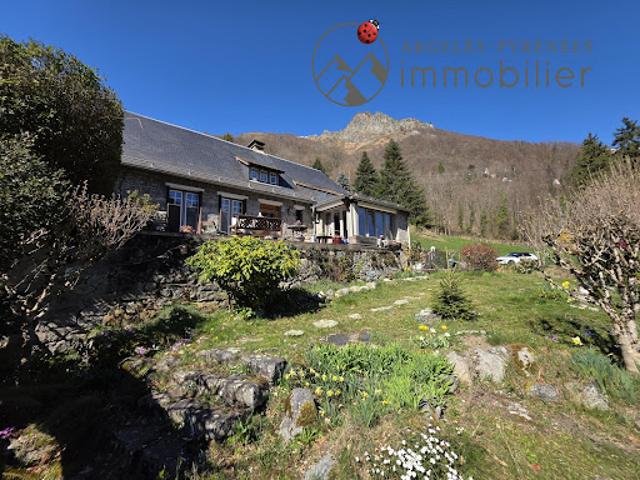 Vente Maison 5 pièces 140 m2 Cauterets