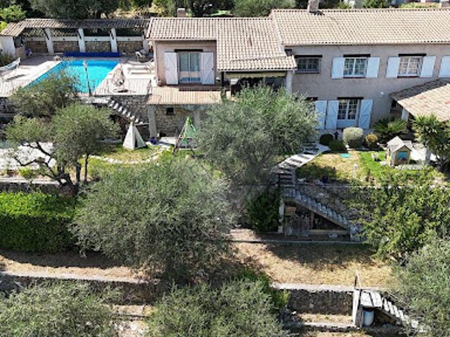 Vente Maison 5 pièces 140 m2 Gattières