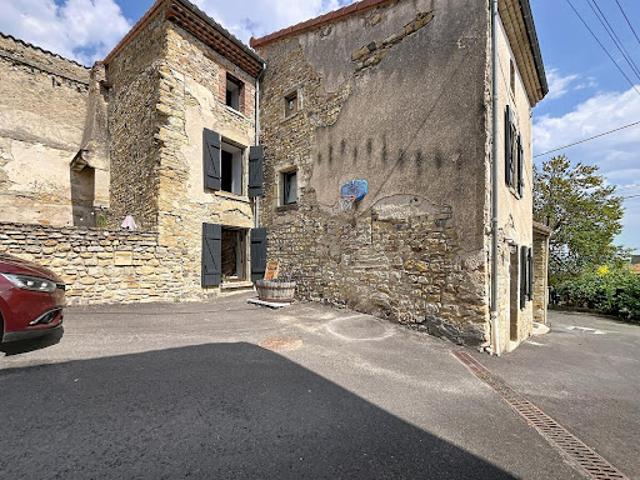 Vente Maison 5 pièces 140 m2 Glaine Montaigut